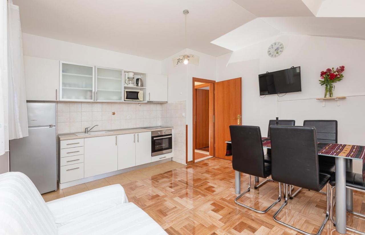 Apartments Bralovic Орашац Экстерьер фото